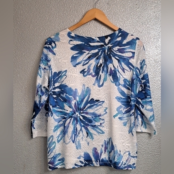 Alfred Dunner Women's Floral Top With Embellishments  Size PM - Picture 6 of 7